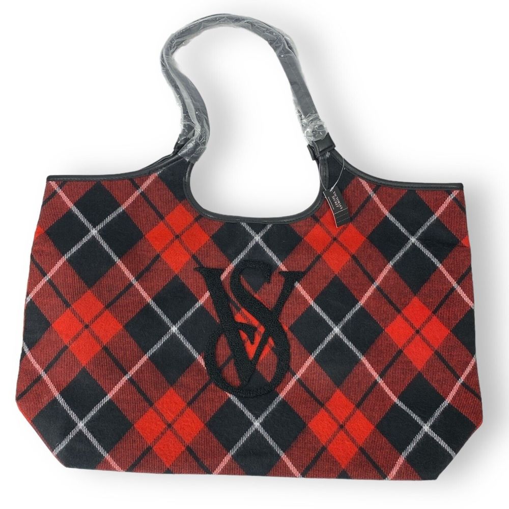 Victoria's Secret Plaid Tote Red Black 2023 Holiday Gift Bag Shopper B72Q